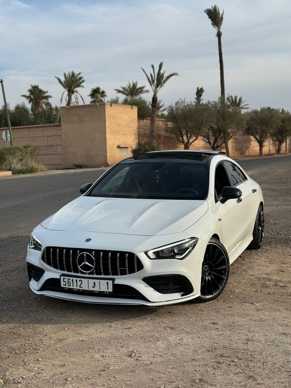 Mercedes V-Class chauffeur Marrakech — Red City Chauffeur